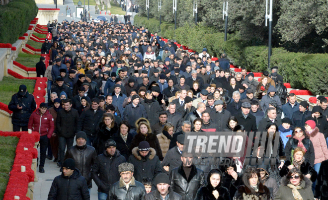 Azerbaijani public honors January 20 tragedy victims’ blessed memory.  Baku, 20 Jan. 2016